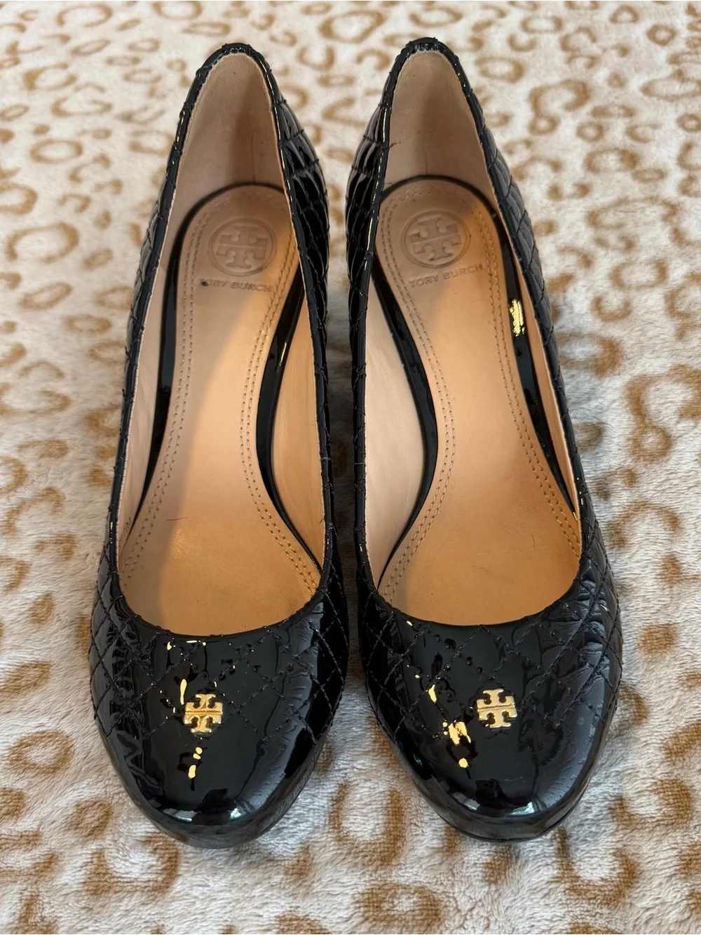 Tory Burch Quilted Pattern Patent Leather Pumps Heels Shoes Women’s Size: 7.5M